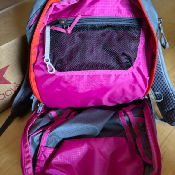 Backpack - Gregory Maya 16L.  Mercury Grey - Picture 7 of 7